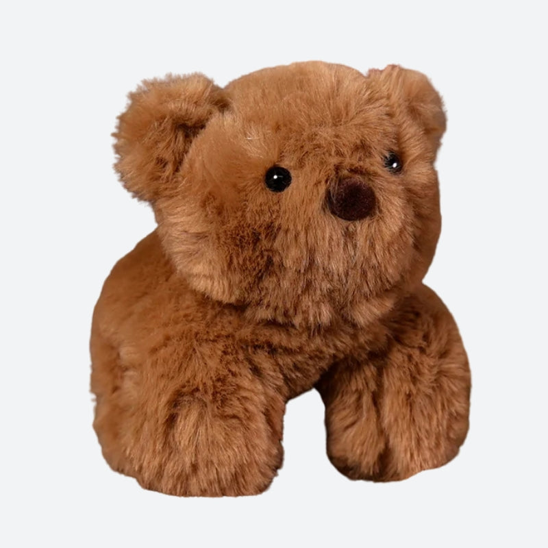 YOKIZU, le mini doudou ours bracelet sur fond gris