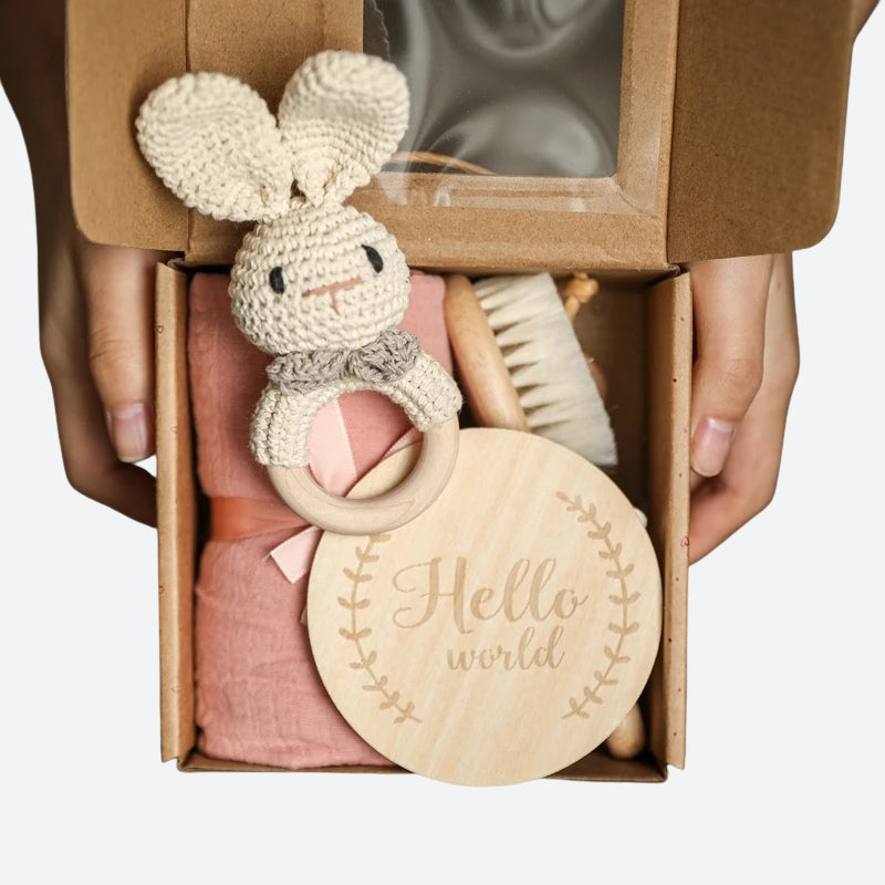 Coffret doudou lapin - CHLEO présenté dans sa boite ouverte