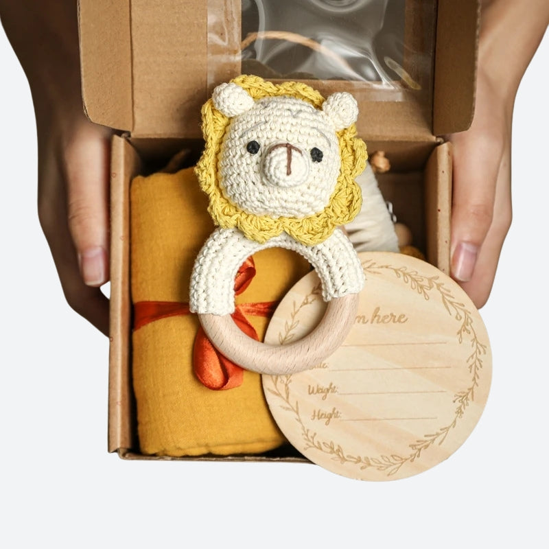 coffret doudou avec le lion Jamel et sa boite