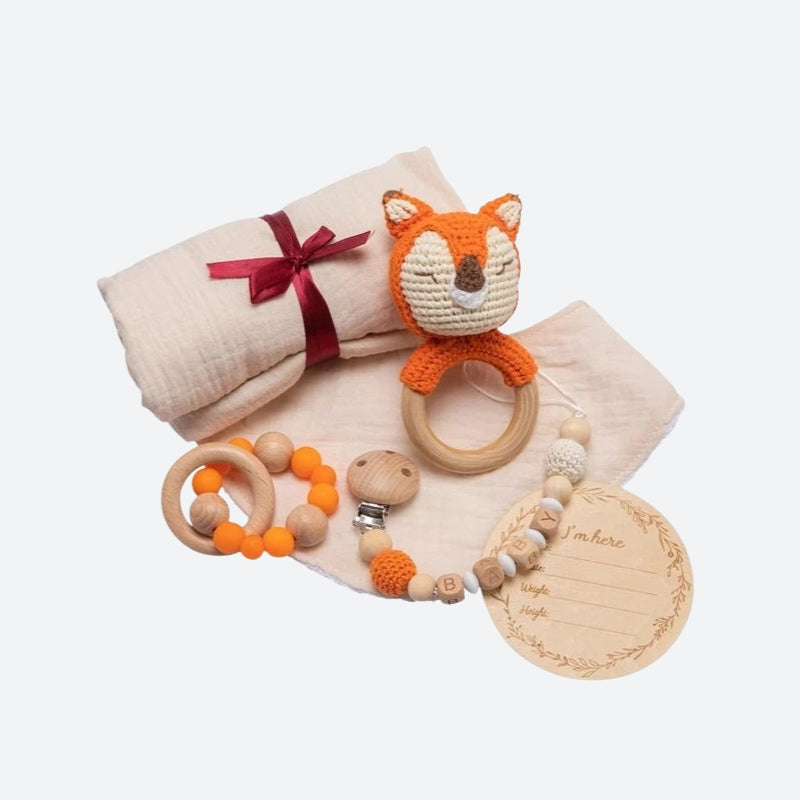 Coffret doudou renard - LARY présenté sur fond gris