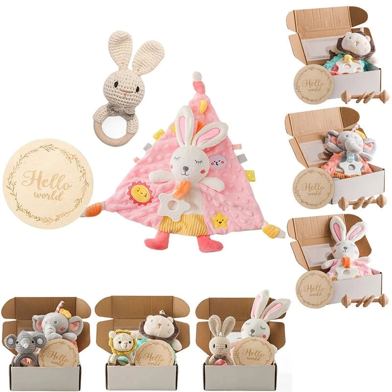 Présentation de 6 coffrets doudous , 2 lions, 2 éléphants et 2 lapins