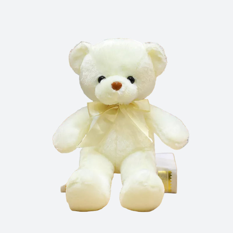 Découvrez la magie de l'enfance avec JEAN-MARC, le doudou peluche bébé ours disponible en 10 couleurs. Avec ses 30 cm de tendresse et son élégant noeud au cou, JEAN-MARC est prêt à devenir le compagnon de jeu préféré de votre tout-petit.