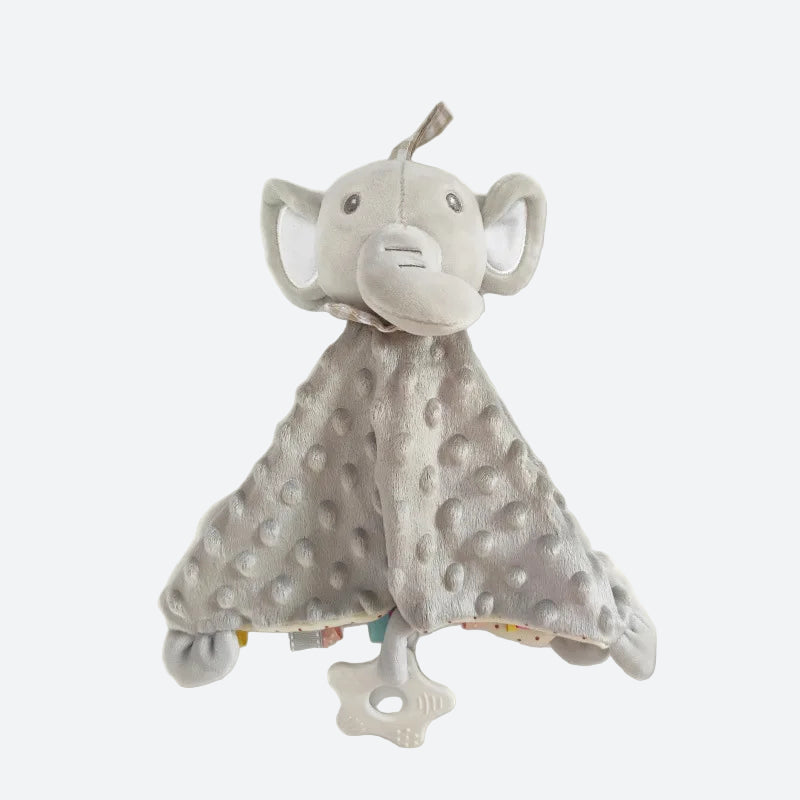 Le Doudou plat Éléphant DORKUF est entièrement gris, avec une tête en peluche et un corps plat en coton doudou tout doux. Son revers est délicatement imprimé à petits pois, ajoutant une touche ludique à son design. Doté d'un anneau de dentition blanc, d'étiquettes stimulantes et de petites pattes discrètes aux coins de son corps, ce doudou offre une expérience sensorielle riche pour le plaisir des tout-petits. Image
