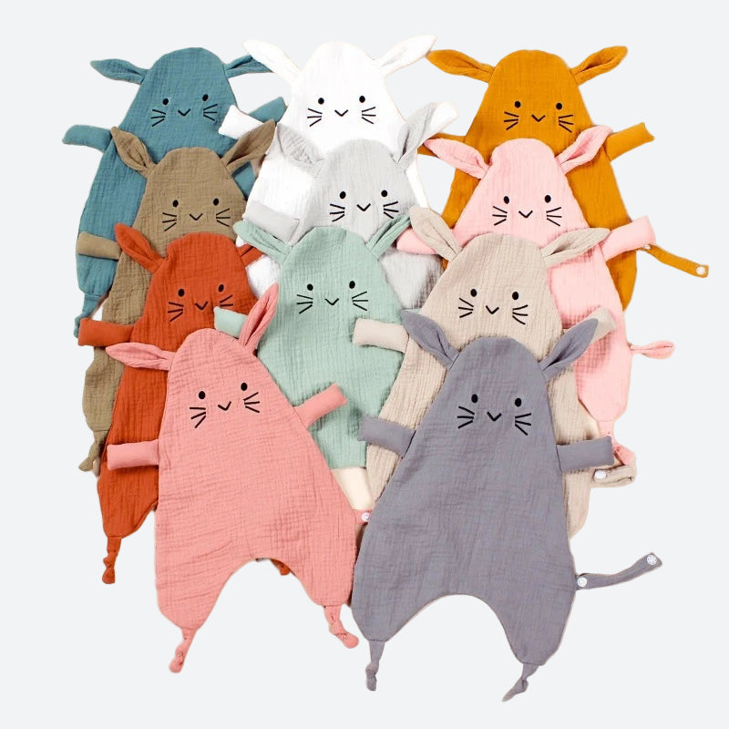 Doudou lapin - MARCEAU  bleu, blanc, orange, marron, gris, rose, rouge, vert, beige, rose foncé et gris foncé.