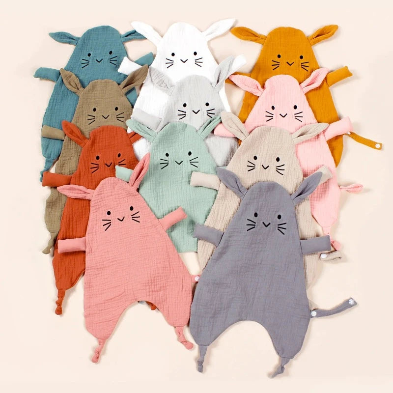 Doudou lapin - MARCEAU  bleu, blanc, orange, marron, gris, rose, rouge, vert, beige, rose foncé et gris foncé.