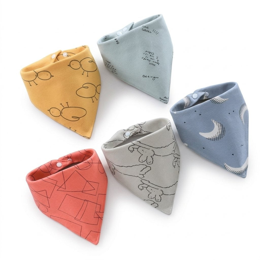 Cinq bavoirs bandana imprimés multicolores Image