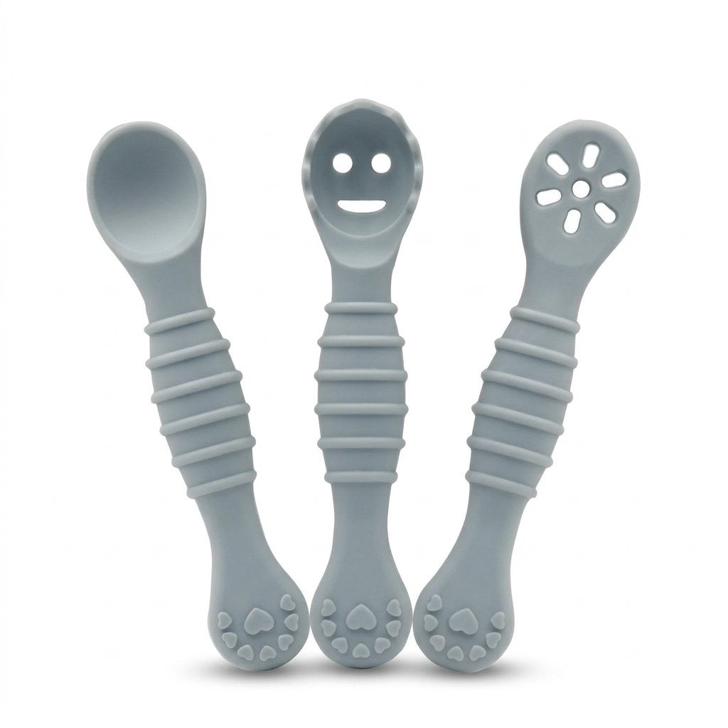 Trois cuillères d'apprentissage bébé en silicone bleu gris