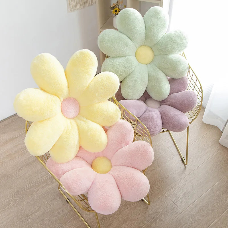 Découvrez la beauté florale avec le doudou géant fleurs XL - ELLA. Disponible en 8 coloris éblouissants, chaque peluche représente une fleur géante, offrant à votre enfant des câlins tout en couleurs. Disponible en deux tailles : 55/60cm et 75/80cm.Offrir à votre enfant un compagnon doux et coloré, stimulant son imagination et apportant de la joie à son quotidien. Image