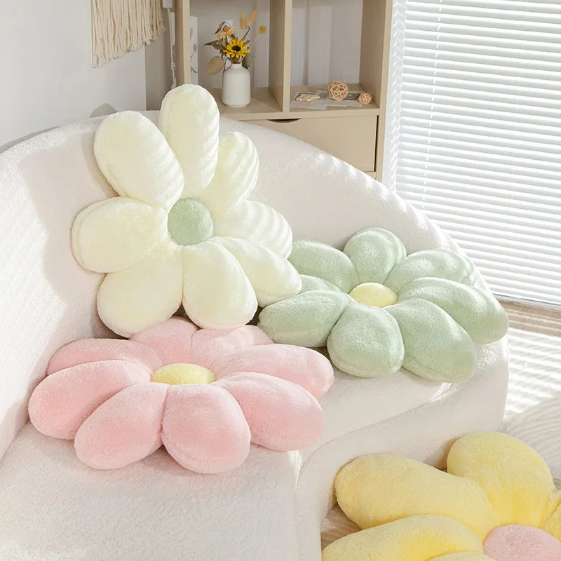Découvrez la beauté florale avec le doudou géant fleurs XL - ELLA. Disponible en 8 coloris éblouissants, chaque peluche représente une fleur géante, offrant à votre enfant des câlins tout en couleurs. Disponible en deux tailles : 55/60cm et 75/80cm.Offrir à votre enfant un compagnon doux et coloré, stimulant son imagination et apportant de la joie à son quotidien. Image