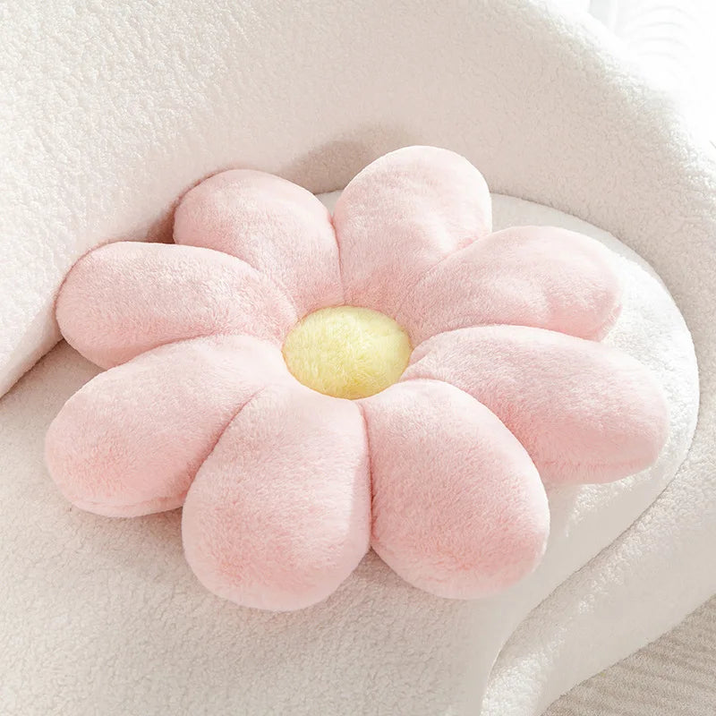 Découvrez la beauté florale avec le doudou géant fleurs XL - ELLA. Disponible en 8 coloris éblouissants, chaque peluche représente une fleur géante, offrant à votre enfant des câlins tout en couleurs. Disponible en deux tailles : 55/60cm et 75/80cm.Offrir à votre enfant un compagnon doux et coloré, stimulant son imagination et apportant de la joie à son quotidien.